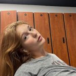 Emilybarch / notemily.oliver / notemilyb Nude Leaks OnlyFans image 9